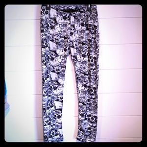 Cozy skull leggings